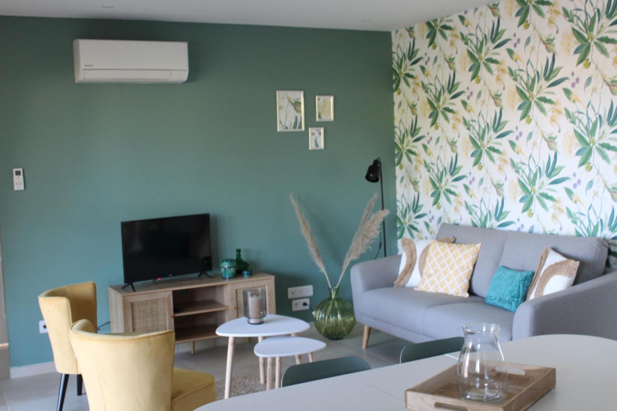 Holiday home Rose, Sejour Detente Et Bien Etre En Famille Avec Jacuzzi